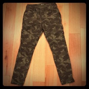 Style & Co ankle jeans